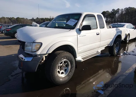1999 Toyota Tacoma из США, поврежденный, VIN 4TAWN72N3XZ506002
